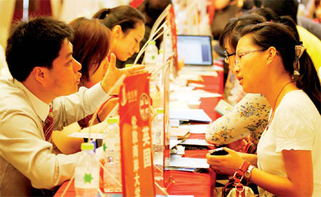 Overseas learning gains luster